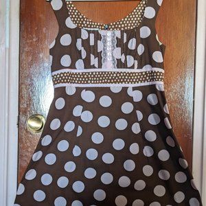 Super fun brown A-line dress w/ pale pink polka dots and trims